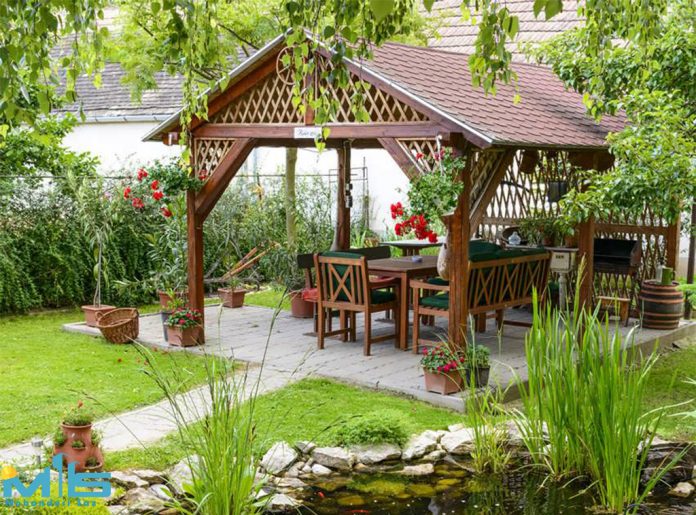 اجرا و اصلاح آلاچیق