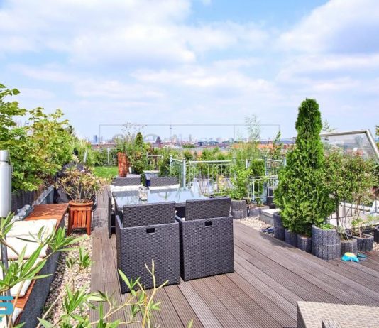 اجرا روف گاردن