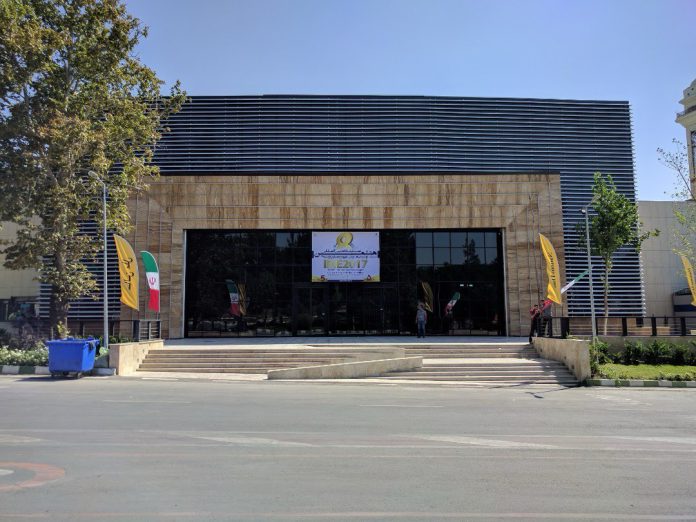 photo_5834602558268751963_y بهترین شرکت اجرای نما در تهران